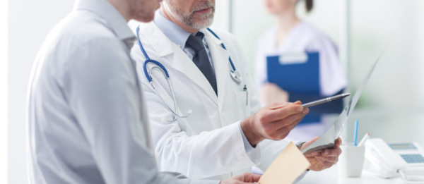 В вашей частной клинике происходит бардак, и сливаются сотни тысяч рублей? Просто у вас нет правильной CRM!